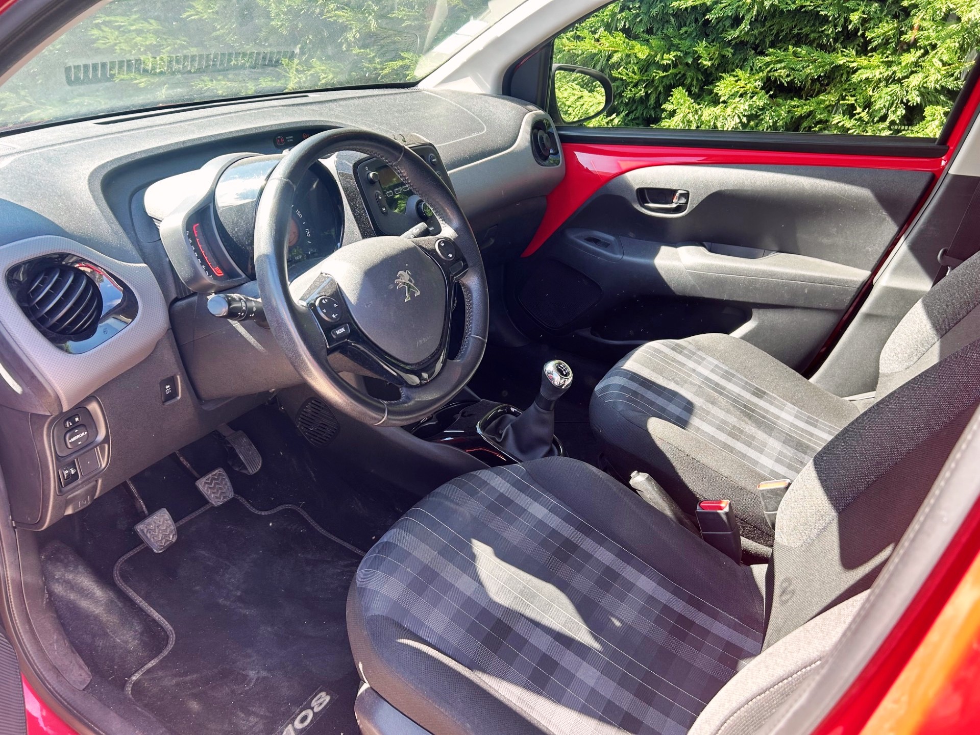 A JPEG gallery image