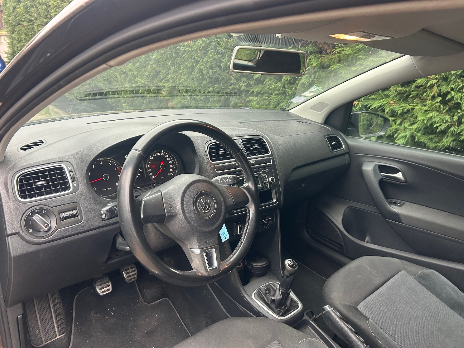 A JPEG gallery image