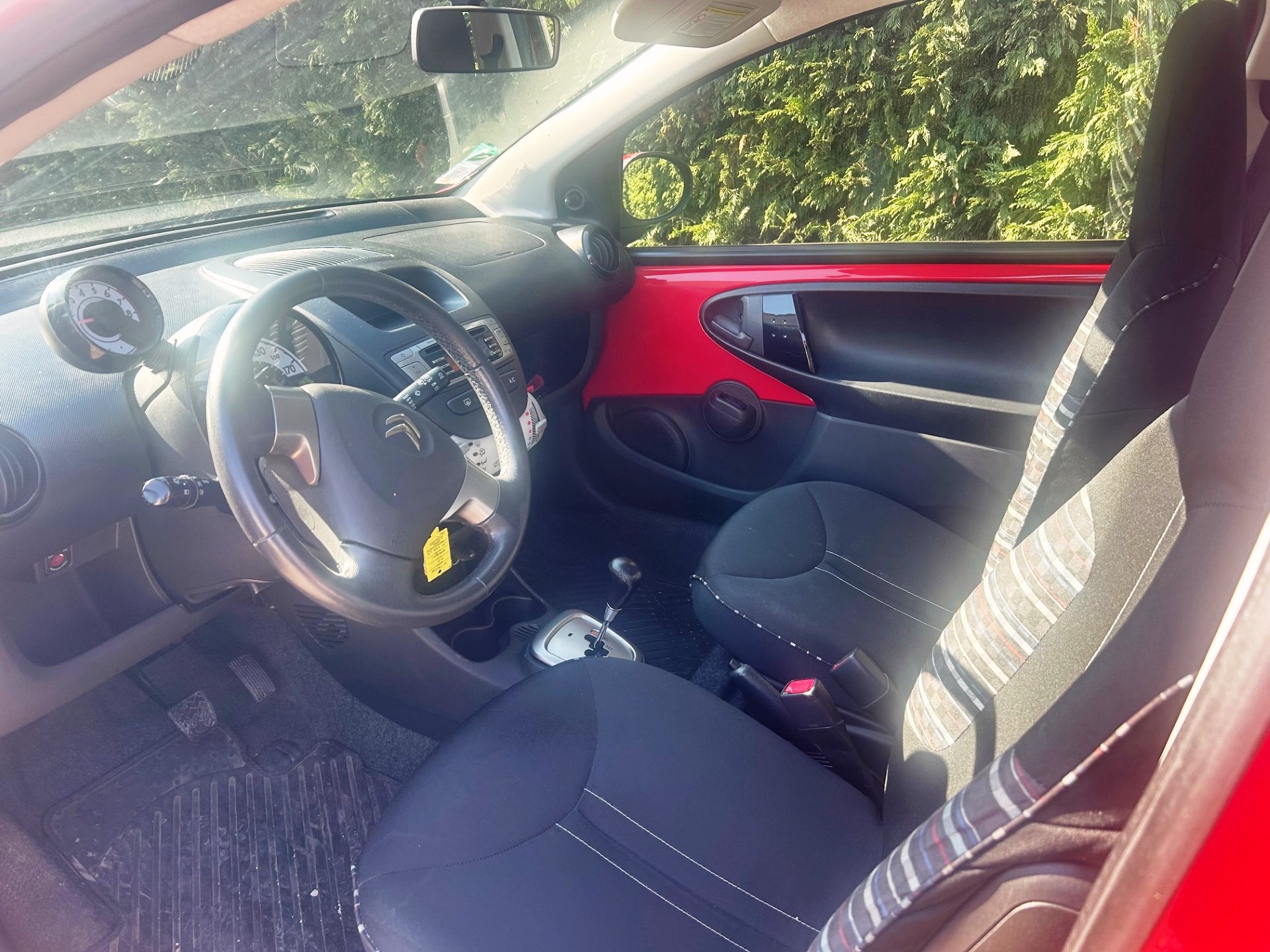 A JPEG gallery image