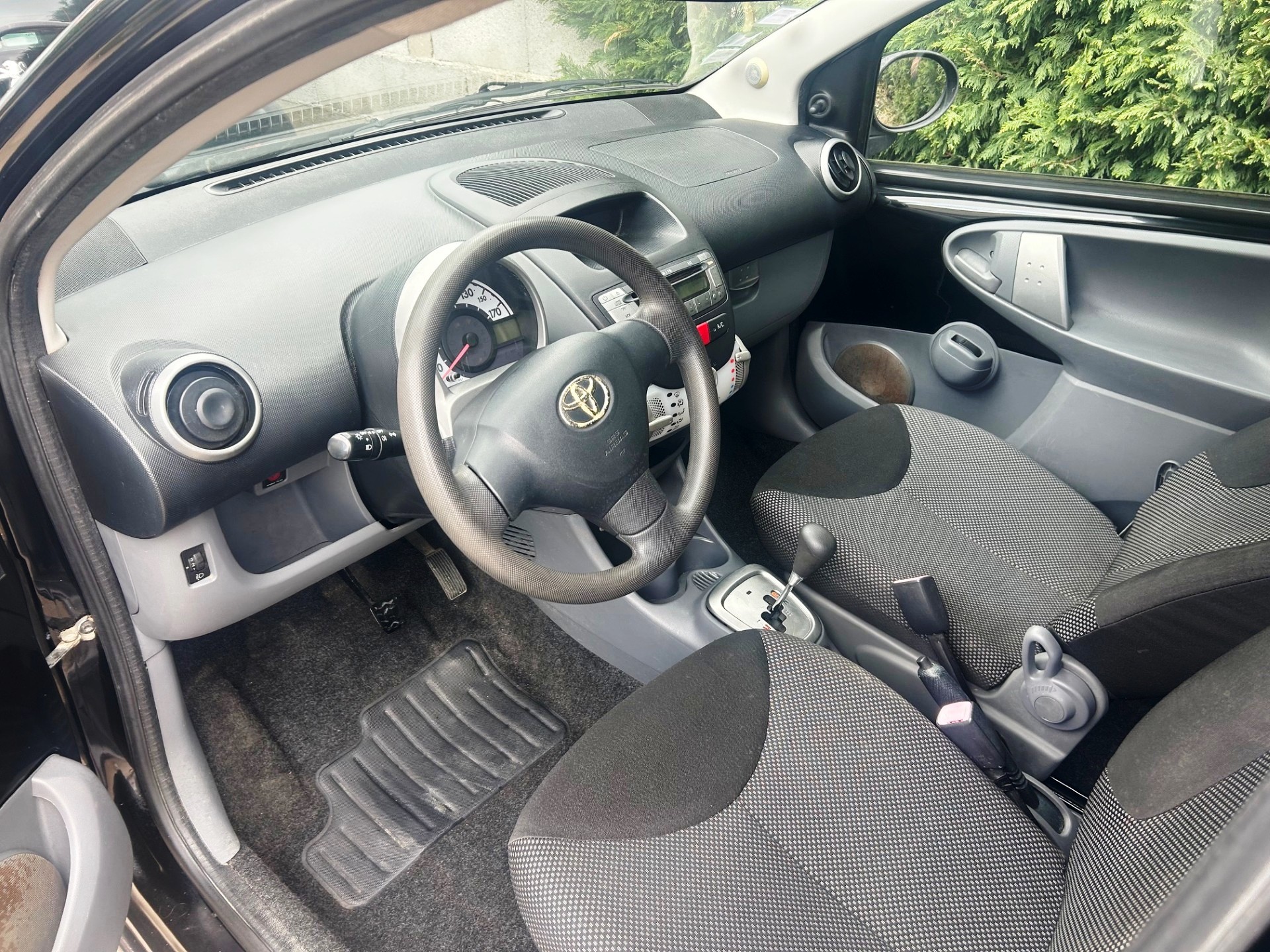 A JPEG gallery image